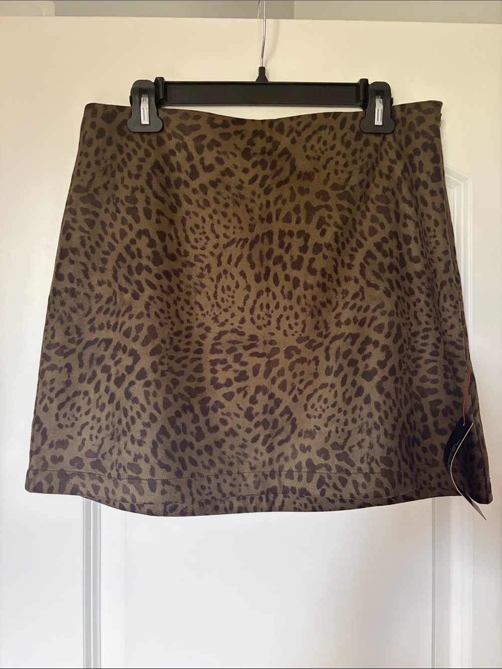 Gilli olive Leopard-Print Mini Skirt